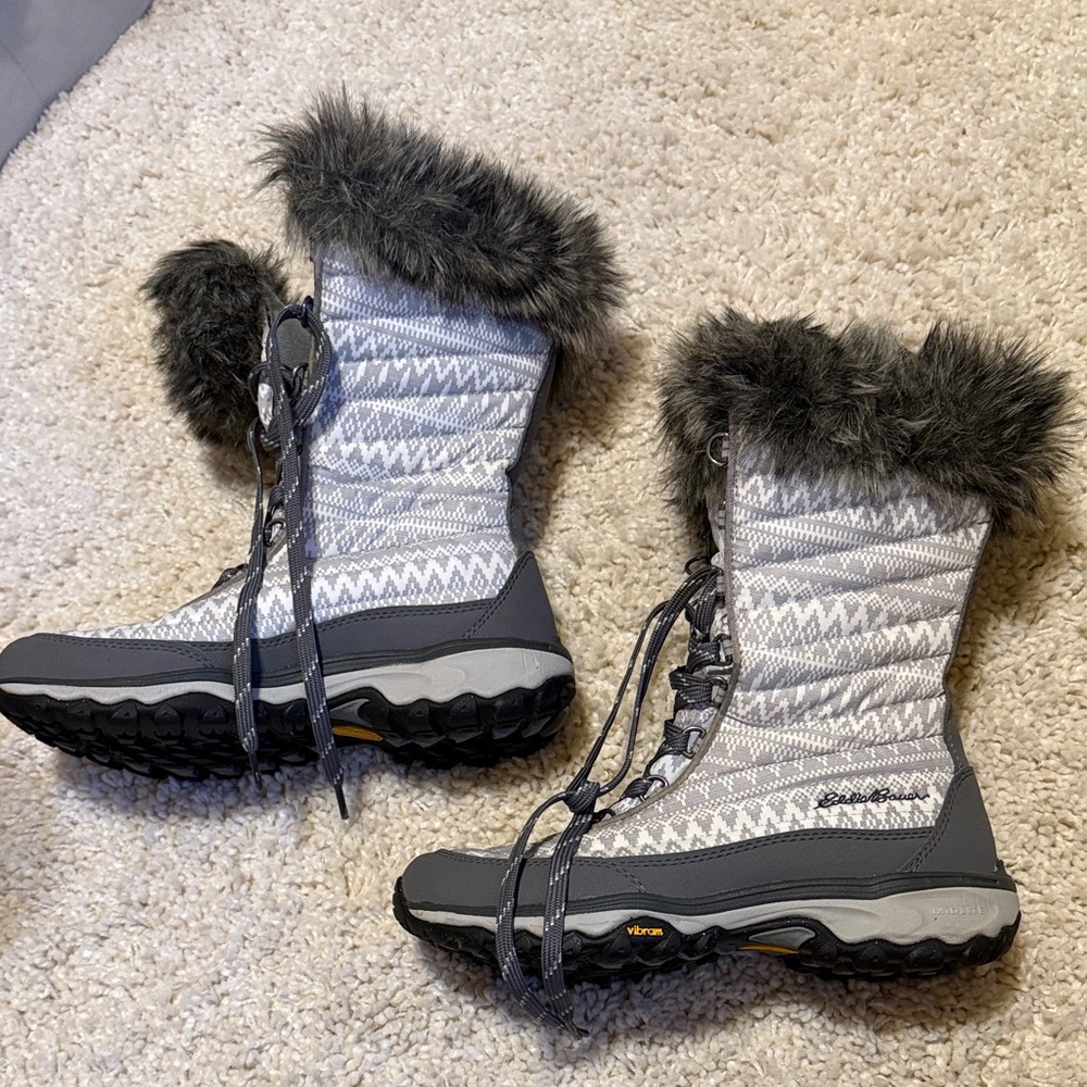 New Eddie Bauer 200 grain insulation vibram faux fur 7 gray white winter boot